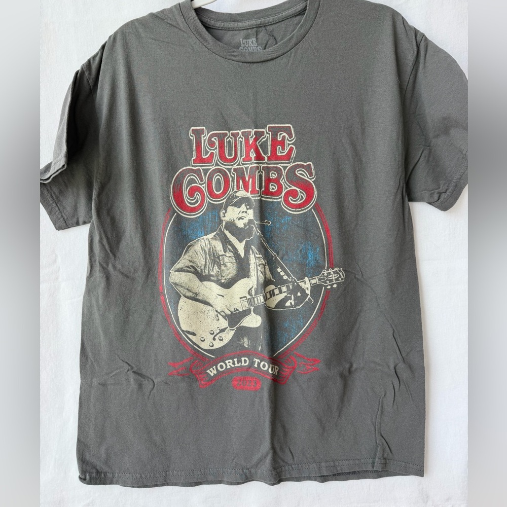 Luke Combs 2023 World Tour T-Shirt Size Large Charcoal Grey